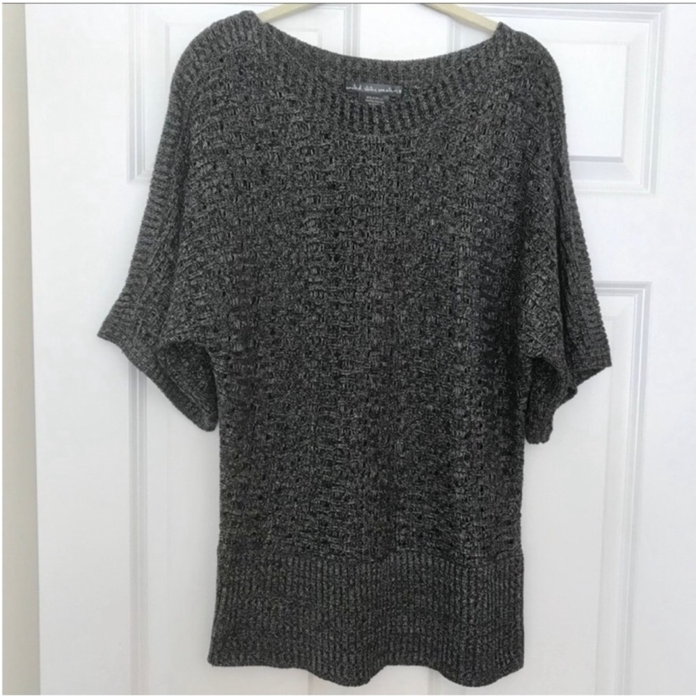 United States Sweater ⭐️5/$25⭐️